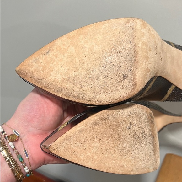 Gucci Women's Gold and Brown Heels - Picture 4 of 6